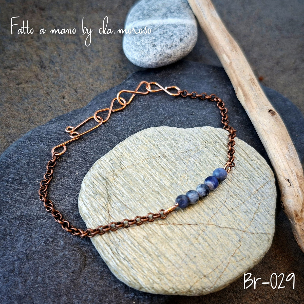 Braccialetto minimal con sodalite br-029